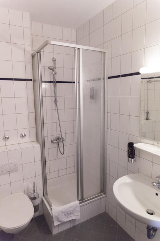 Hotel Cosima Vaterstetten Room photo